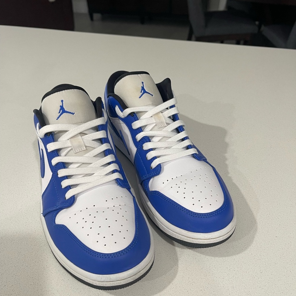 Air Jordan 1